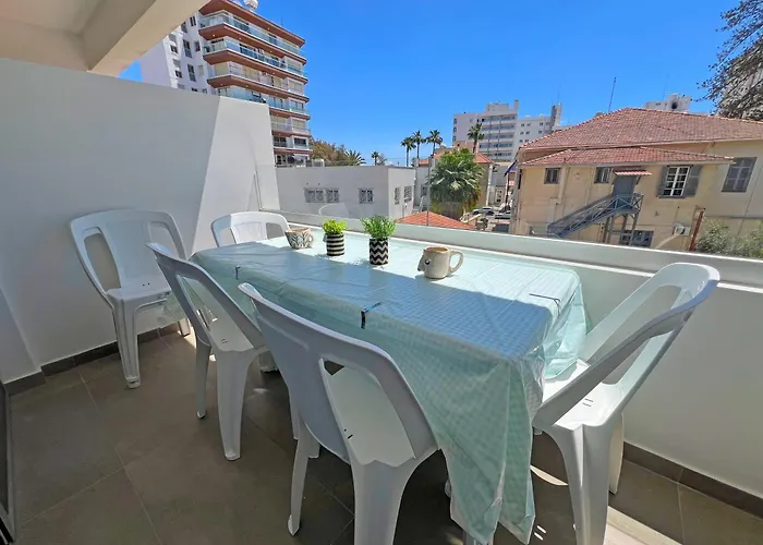 Albert's Center 203b Ларнака